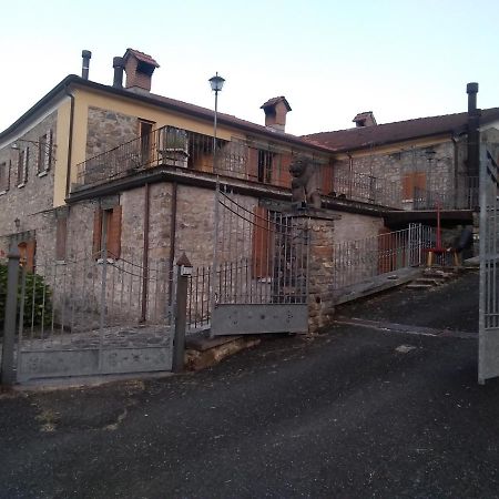 Apartamento Locazione Turistica La Ca Gialla Pontremoli Exterior foto