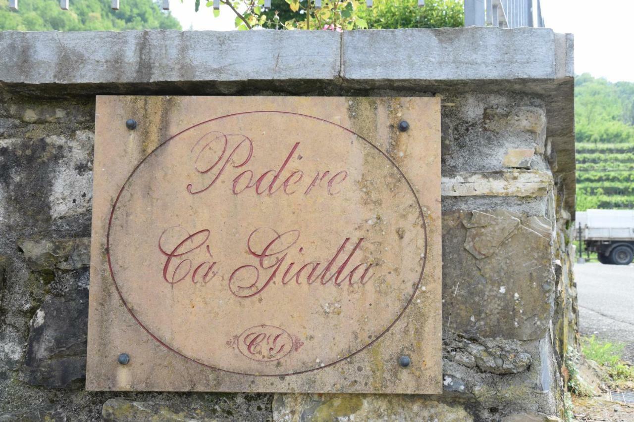 Apartamento Locazione Turistica La Ca Gialla Pontremoli Exterior foto