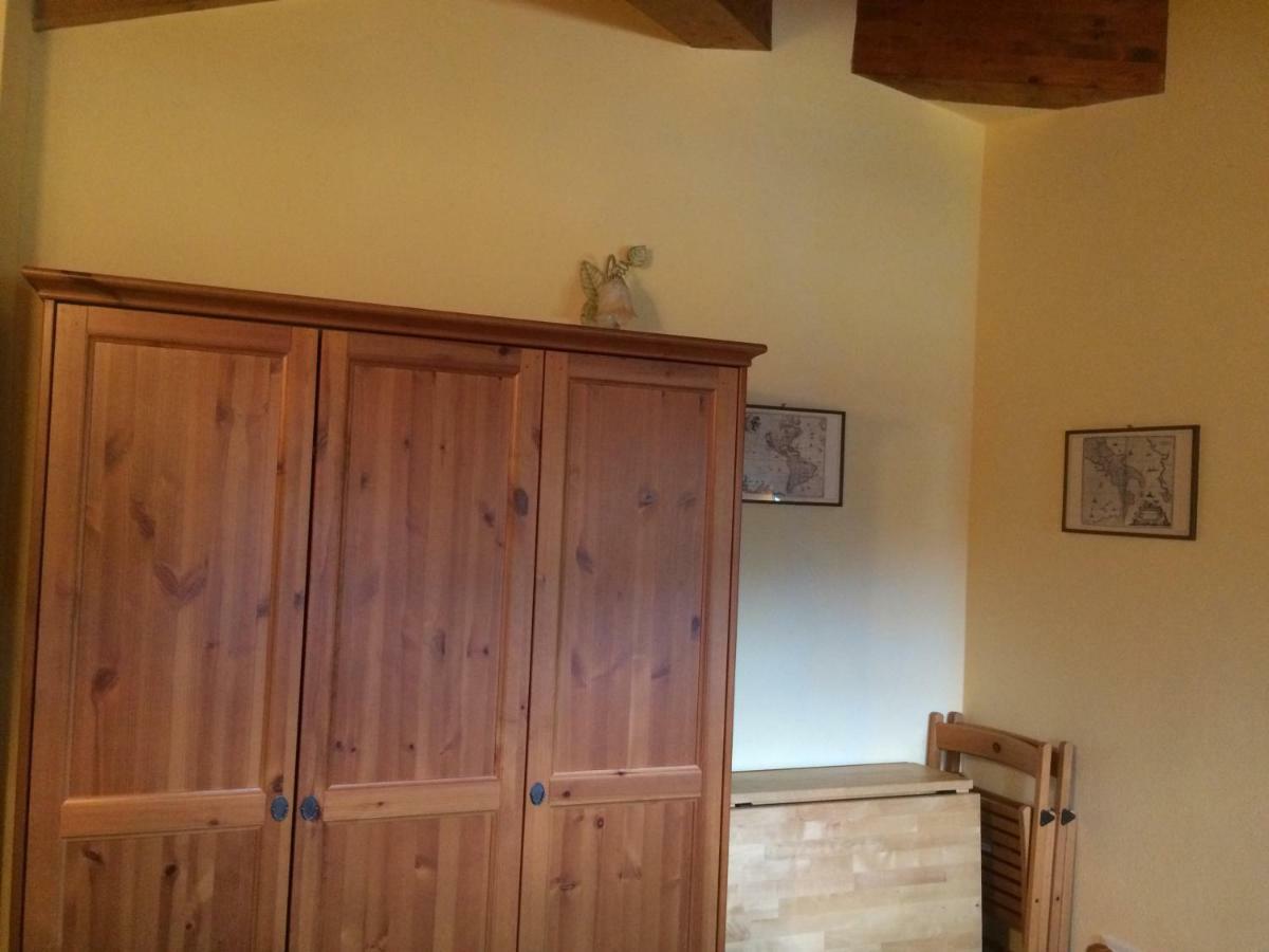 Apartamento Locazione Turistica La Ca Gialla Pontremoli Exterior foto